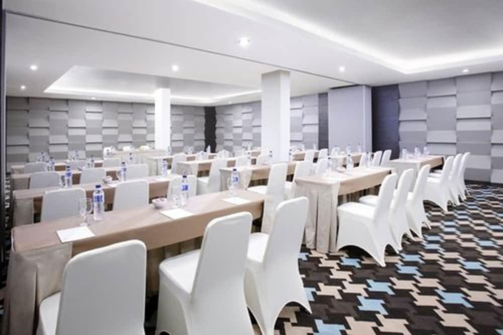 Hotel Santika Kelapa Gading Jakarta Exteriér fotografie